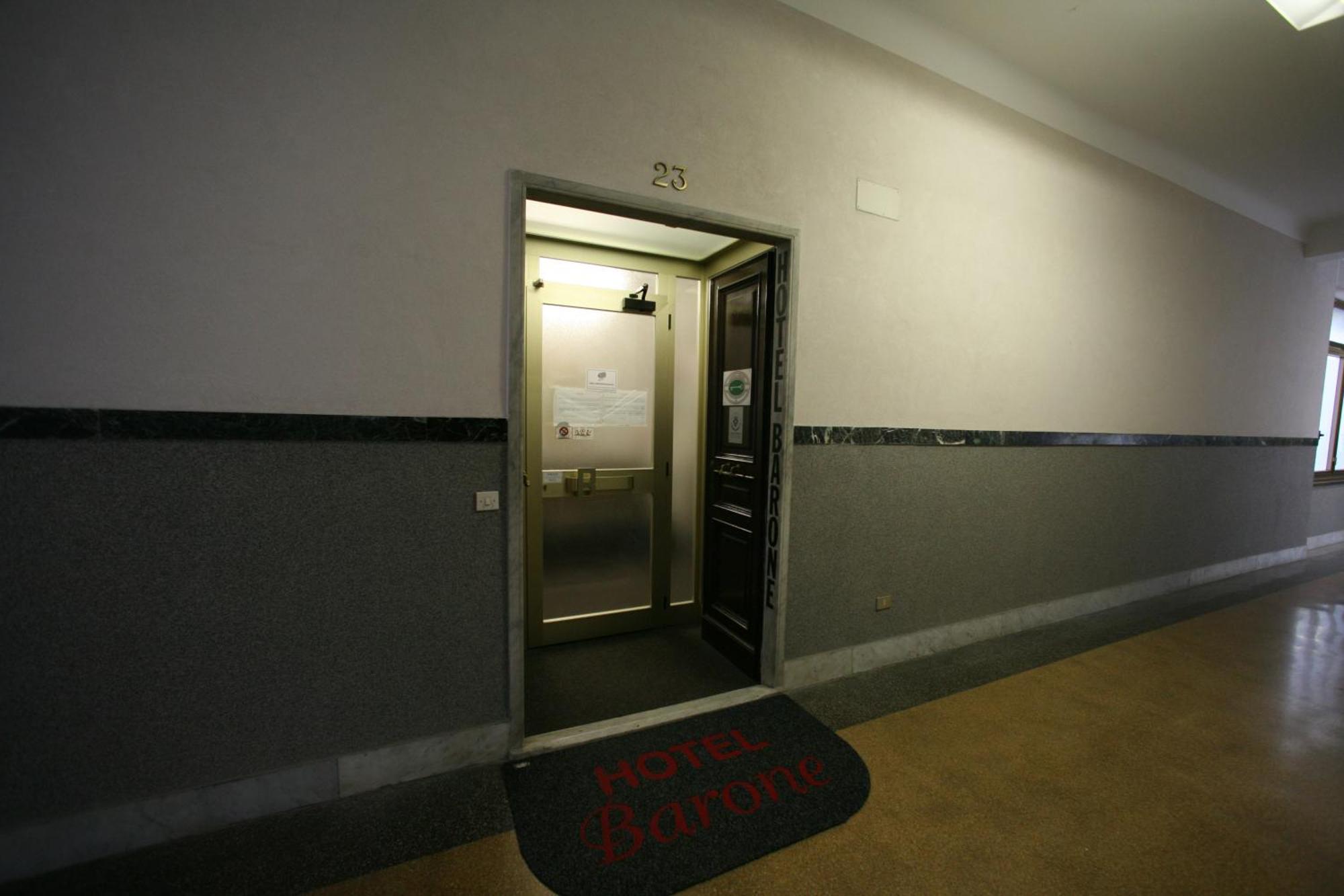 Hotel Barone Genoa Exterior photo